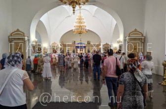 Празднование Успения Богородицы в Греции