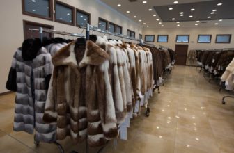 Где купить шубу в Греции