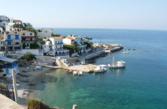 12 пляжей острова Икария